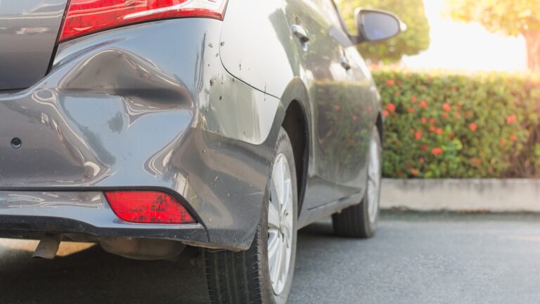 Cara Memperbaiki Body Mobil yang Penyok