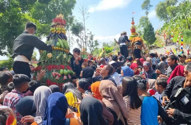 Ritual Buka Luwur di Boyolali